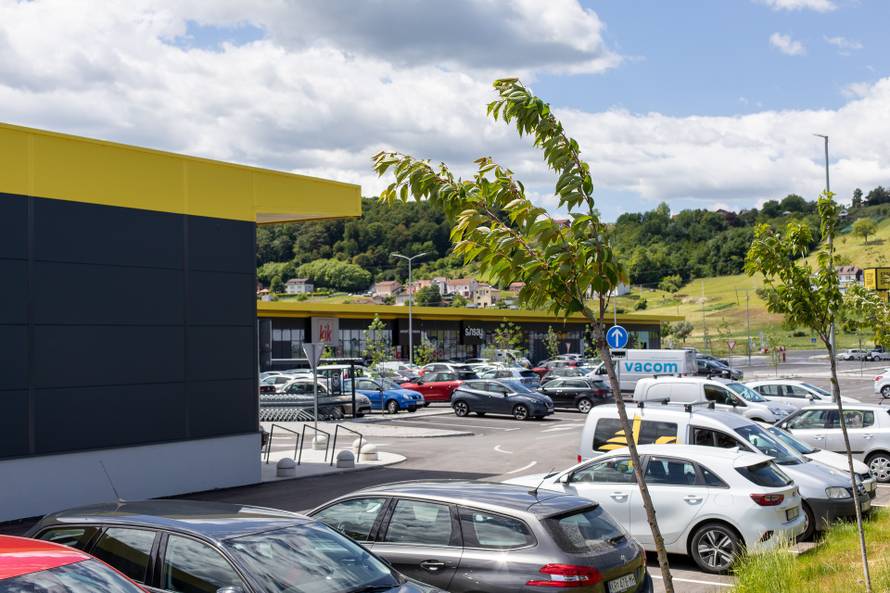 Najbolji omjer cijene i kvalitete: Pripreme za školu su jednostavnije uz STOP SHOP