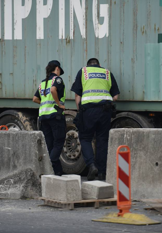 Zagreb: U prometnoj nesreći poginula je pješakinja