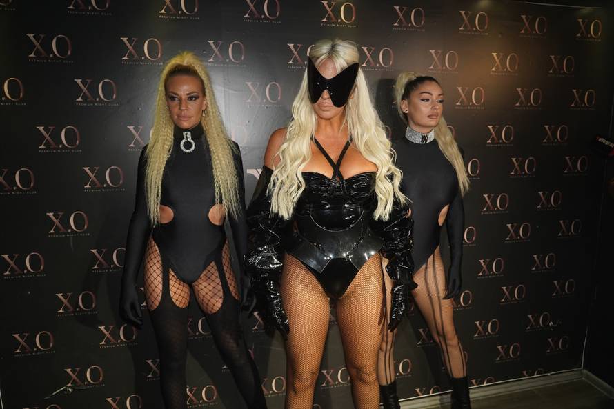 Beograd: Jelena Karleuša za doček pravoslavne Nove godine nastupila u klubu X.O.