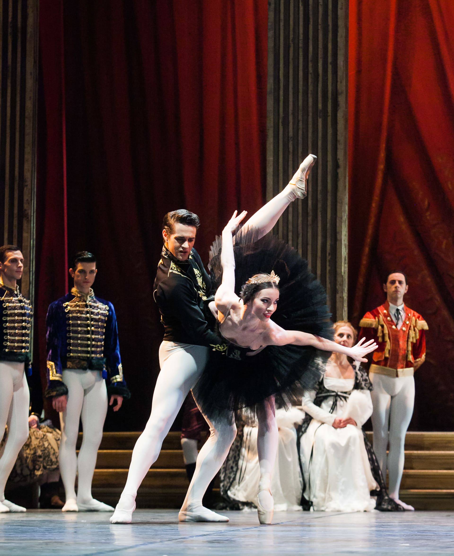 Gledajte baletni klasik 'Labuđe jezero' na portalu 24sata