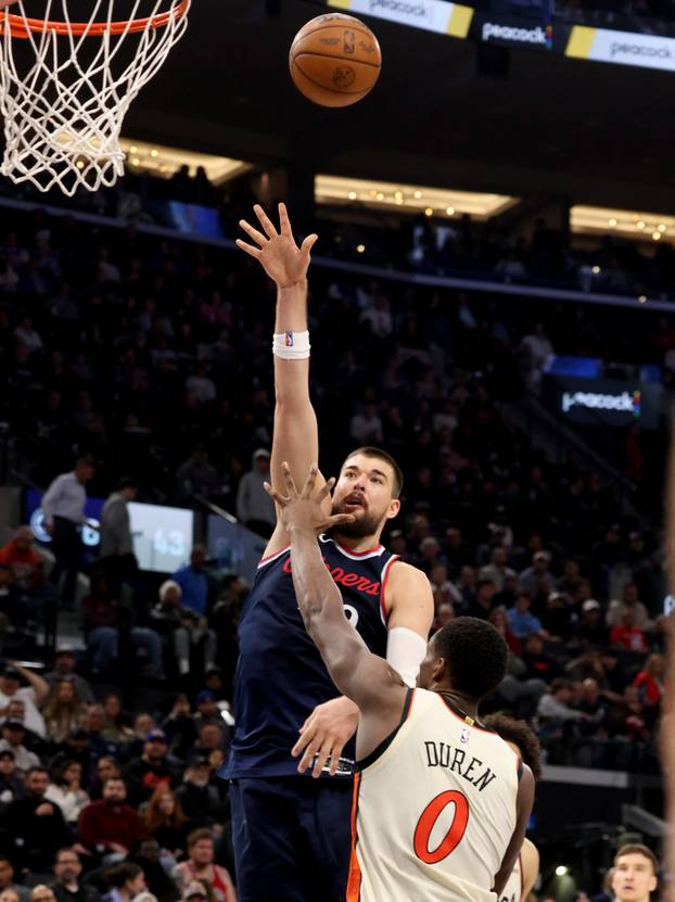 NBA: Detroit Pistons at Los Angeles Clippers