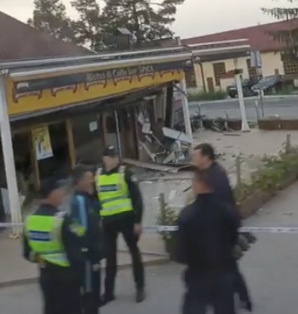 VIDEO Raznijeli bankomat  i terasu kafića kod Ivanić Grada