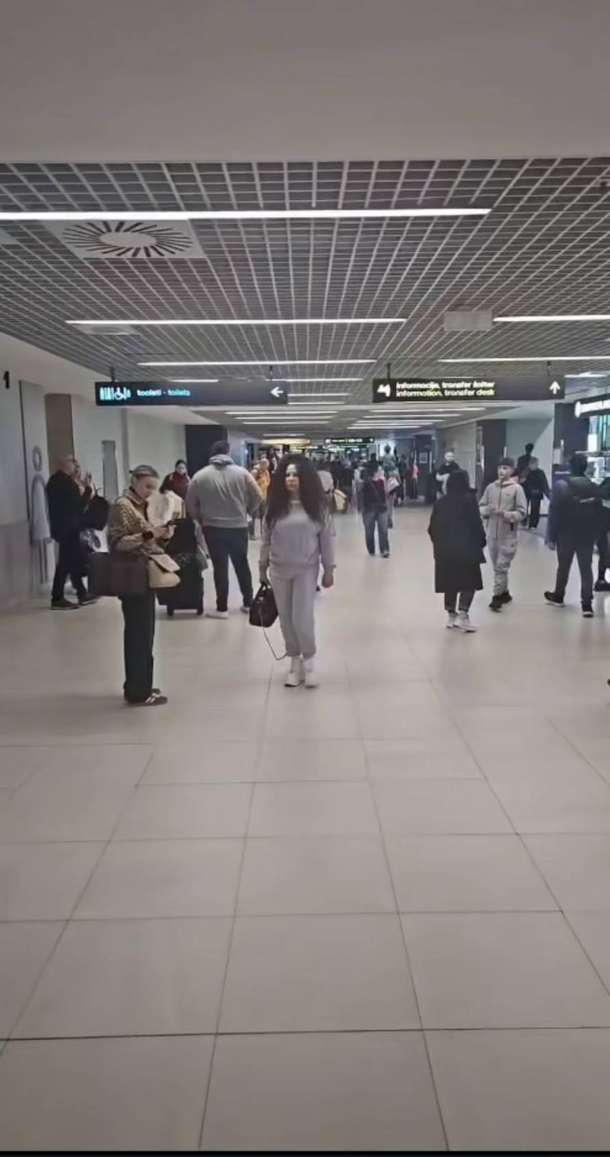 Srpska pjevačica otišla u Tursku i potrošila 50.000 eura za nove grudi i stražnjicu, uredila i lice!