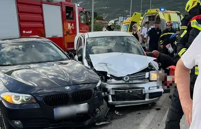 Detalji nesreće u Kaštel Starom: Pijan vozio BMW, udario u Fiat Pandu i usmrtio muškarca (59)