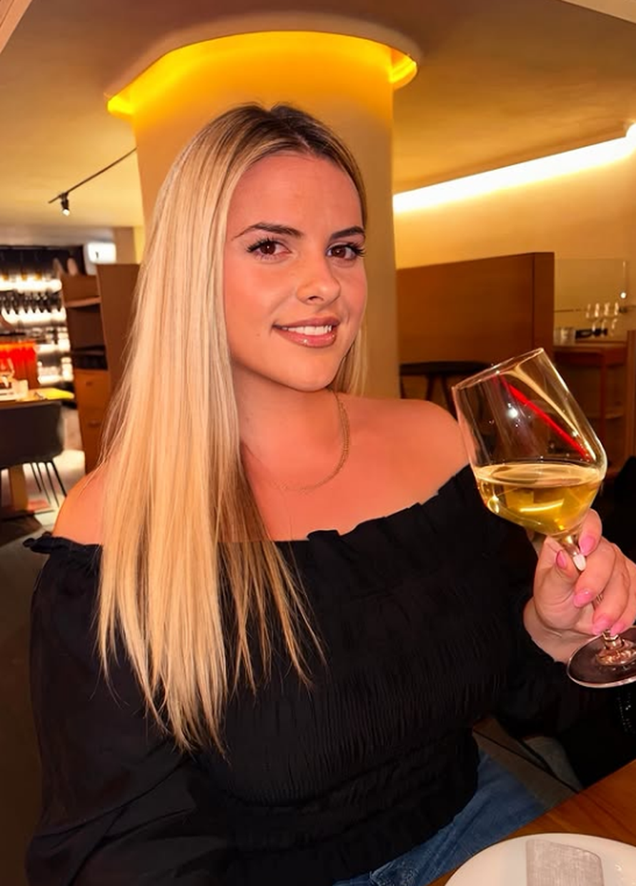 Nina Martina iz 'Života na vagi' pokazala trudnički trbuščić...