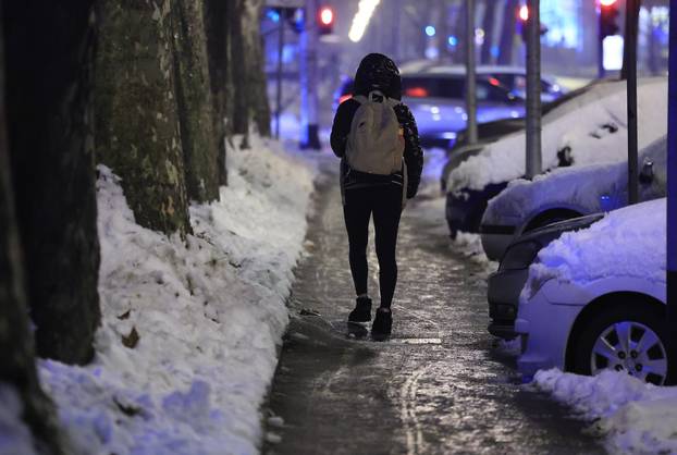 Zagreb: Pada ledena kiša
