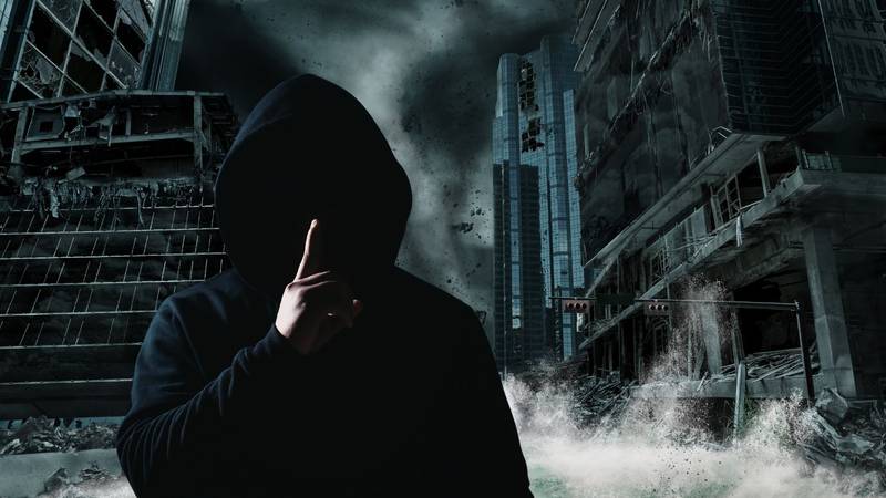 FOTO Tvrdi da je vremenski putnik iz budućnosti: 'Nešto je živo ispod nas. Biće se budi...'