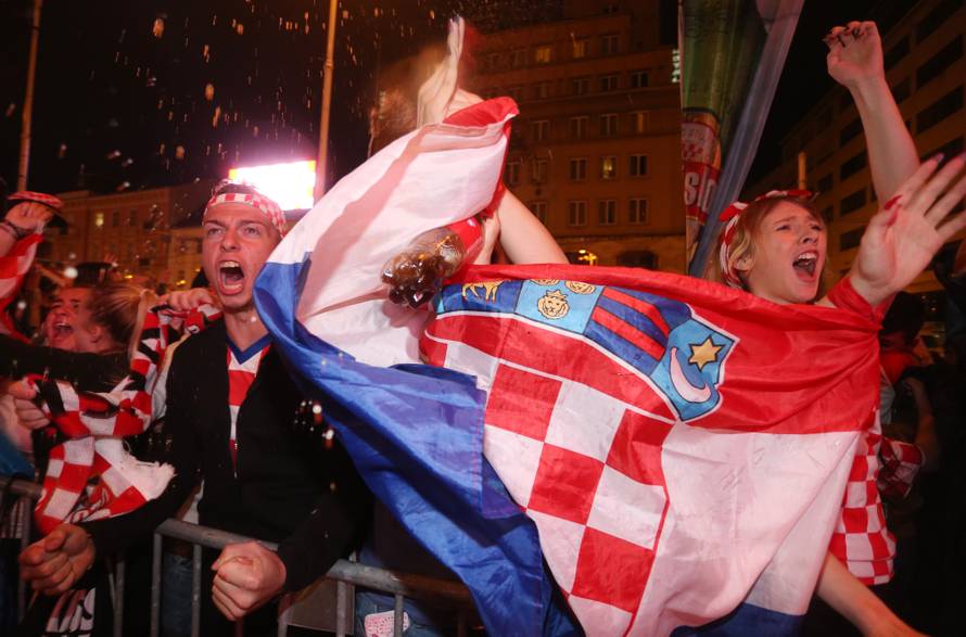 Idemo u finale! Ludnica na ulicama, cijela Hrvatska gori