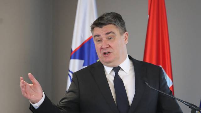 Zagreb: Zoran Milanović i  Borut Pahor sudjelovali su  na otvaranju foruma „Business Meets Politics – Energetika danas i sutra