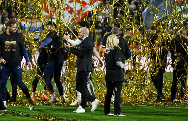 Slavlje nogometaša Hrvatske nakon pobjede nad Farskim otocima i plasmana na Svjetsko prvenstvo