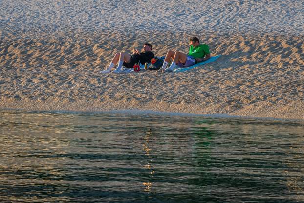 Split: Proljetno poslijepodne na Žnjanu