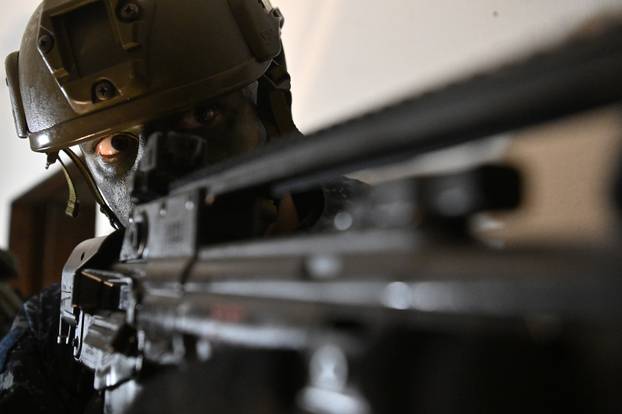 FOTO Novi hrvatski marinci primili su svoje beretke: Prošli intenzivnu integracijsku obuku