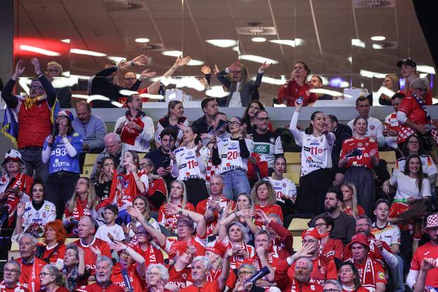 Navijači na utakmici između Islanda i Hrvatske u borbi za treće mjesto EHF Europskog prvenstva