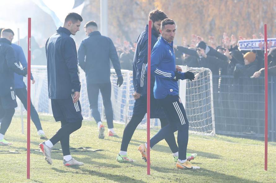 Zagreb: Bad Blue Boysi podržali igrače Dinama uoči sutrašnje utakmice Hajduka