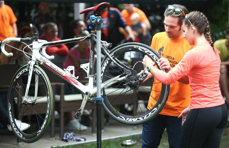 Čokoladica: Obavezna oprema za promjenu gume na biciklu
