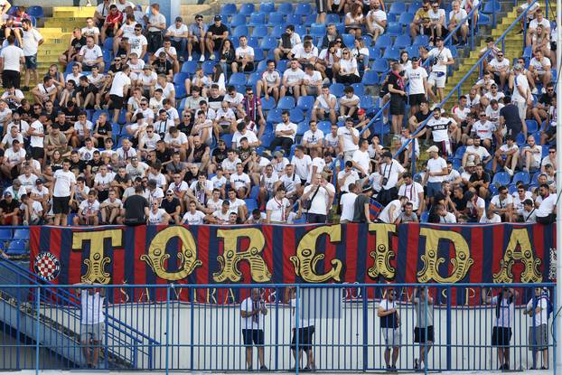 Zagreb: Atmosfera na stadionu uoči početka utakmice 1. kola HNL-a između Dinama i Hajduka