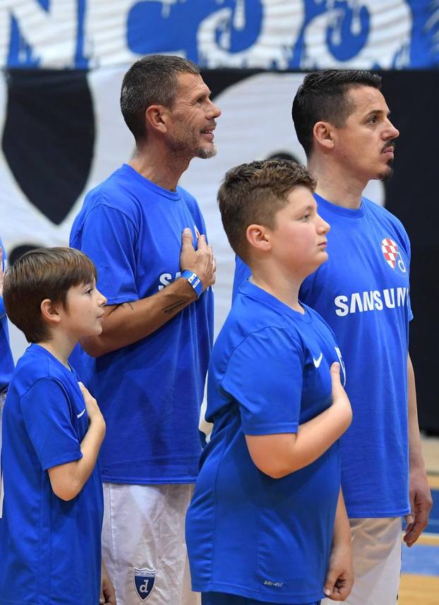 Dinamove legende i ikone HNL-a održale nogometni spektakl u Ciboni