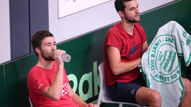Madrid: Hrvatski tenisači odradili trening uoči sutrašnjeg finala Davis Cupa