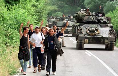 Sloboda i strah na Kosovu: 'Da tu nije NATO, izbio bi novi rat'