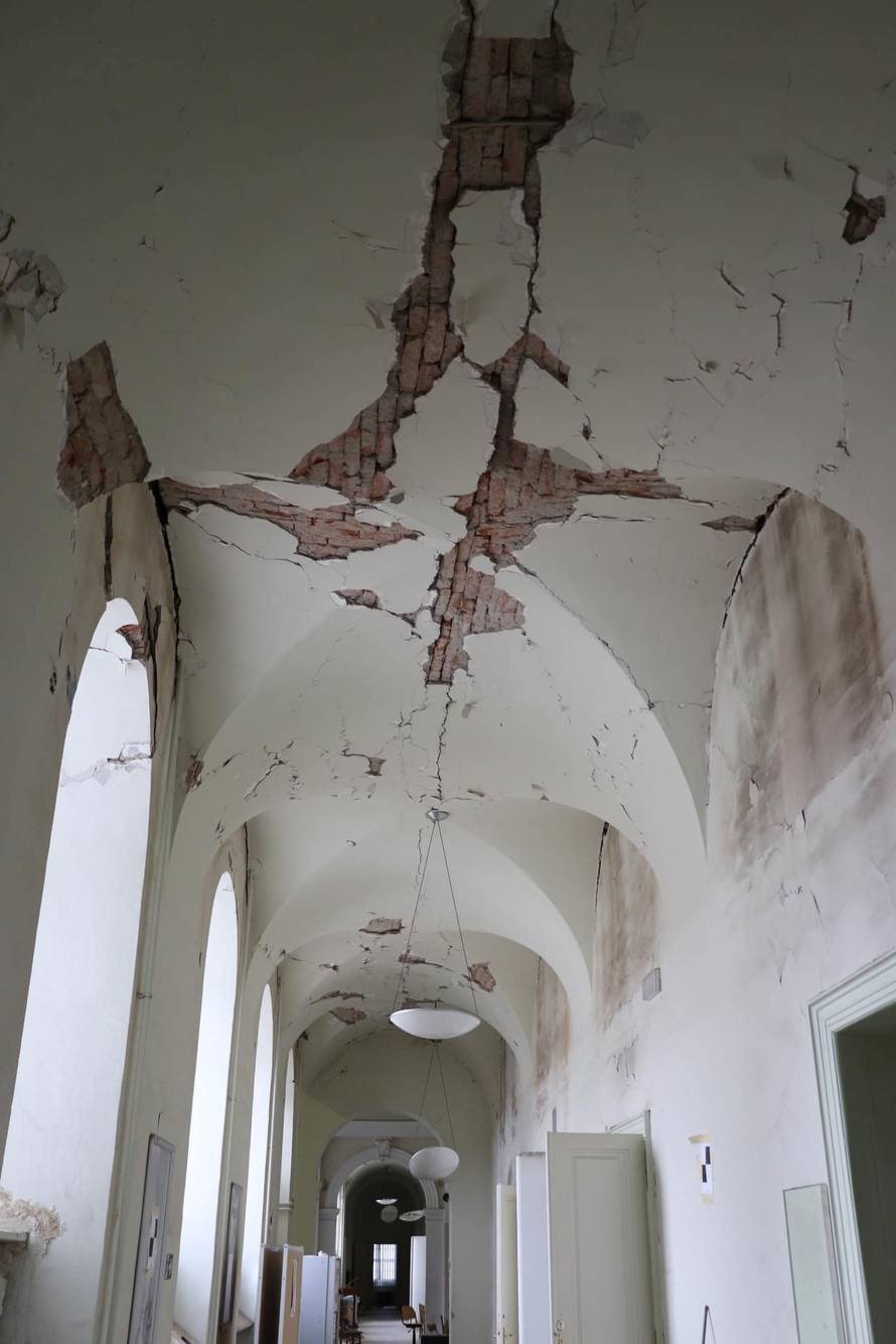 Dekan Pravnog fakulteta u Zagrebu: Kako je moguće da obnova zgrade još nije počela?!