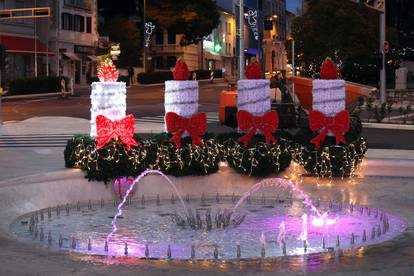 Svijeća nade je upaljena u svim gradovima, pogledajte kako su ukrašeni za ovogodišnji Advent