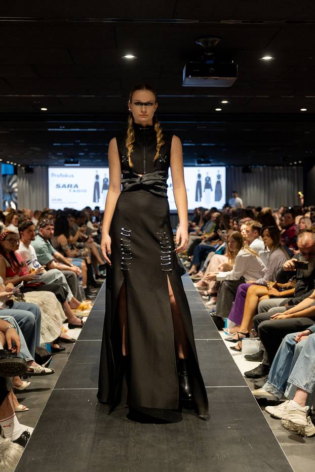 Polaznici Profokusa predstavili vlastite modne kreacije na reviji