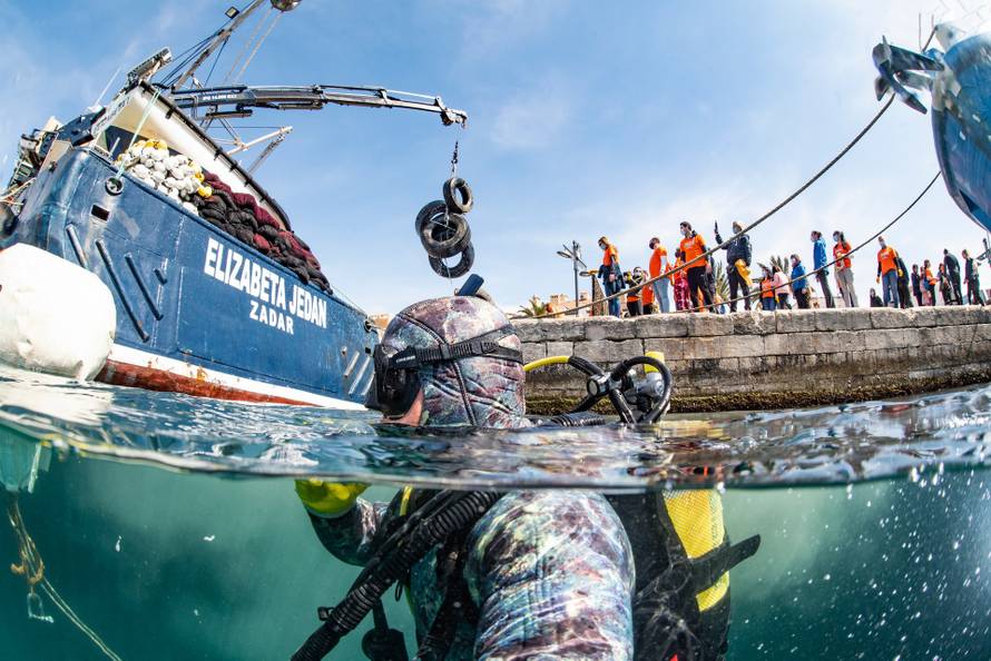 Uklonjeno više od 20 kubika otpada nagomilanog na dnu Jadrana kod Biograda na Moru