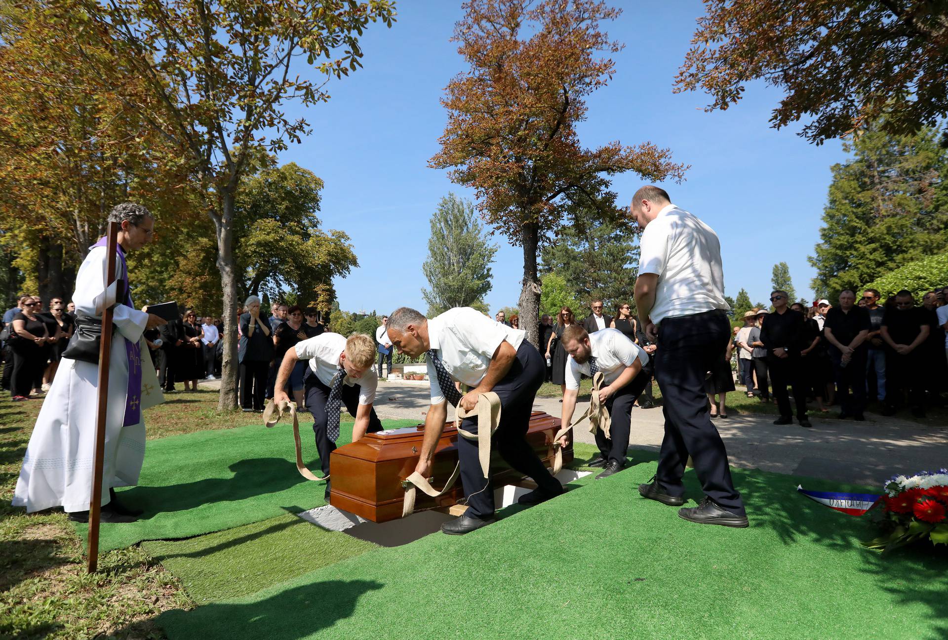 Zagreb: Pogreb Predraga Freda Matića na Mirogoju