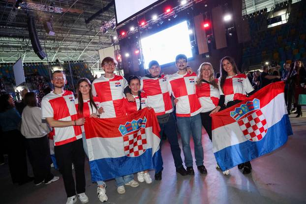 Frankfurt: Hrvatska noć u Suwag Energie Areni