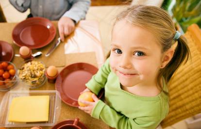 Djeca sve više kuhaju sama, a omiljeno jelo im je tjestenina