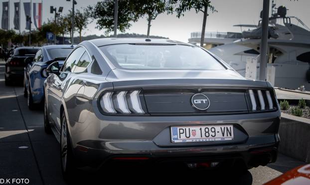 GALERIJA Kultni američki Mustanzi zablistali su u Rovinju