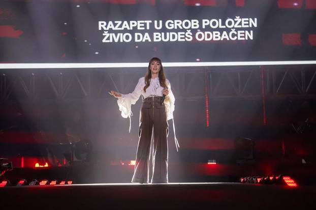 Zagreb: U Areni Zagreb održan koncert "Progledaj srcem"