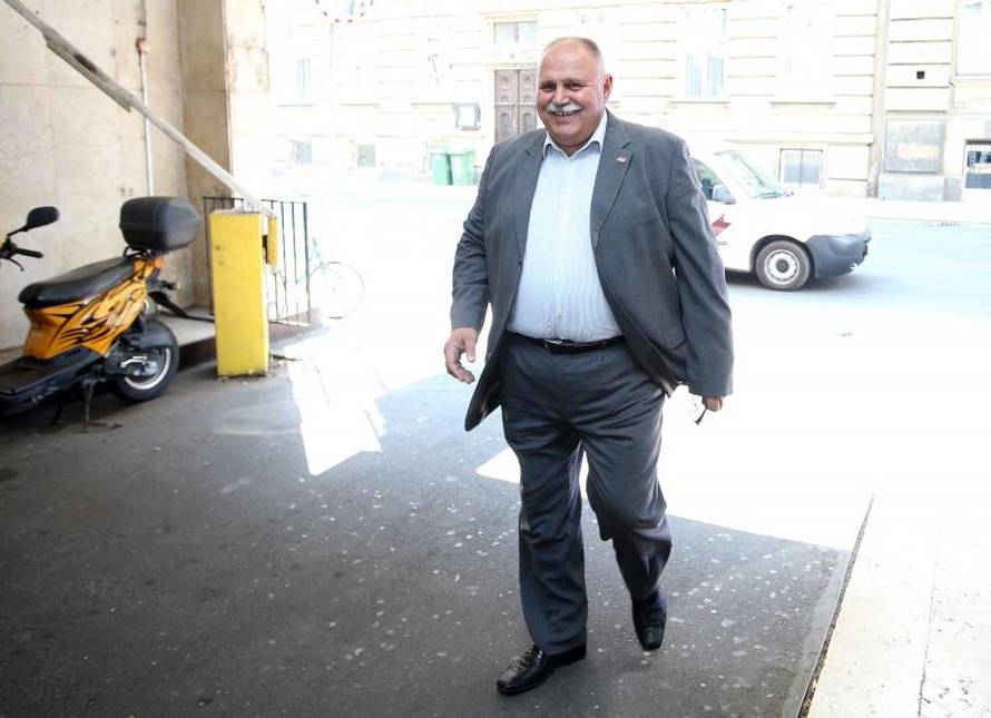 Šuker odlazi iz Saveza: Mandat sam odradio iz čiste ljubavi...