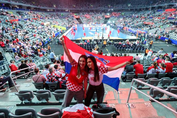 Zagreb: Navijači na susretu Francuske i Hrvatske na IHF Svjetskom rukometnom prvenstvu 2025.