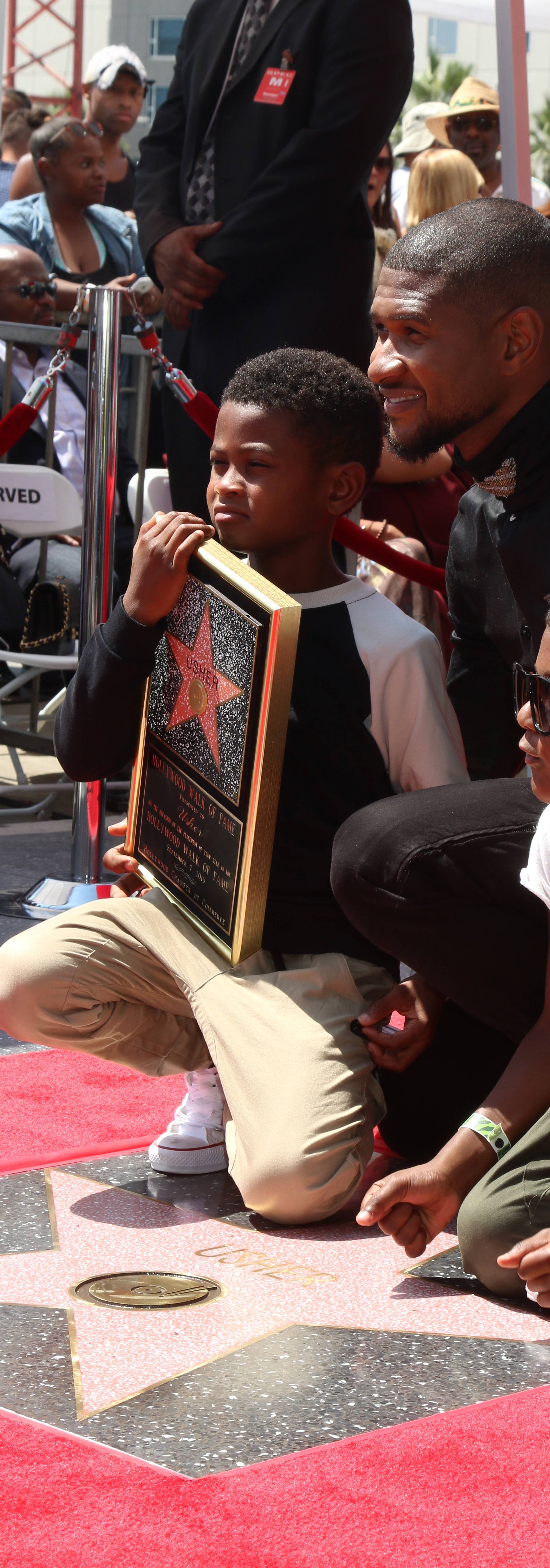USA - Usher Honored With a Star On The Hollywood Walk Of Fame - Los Angeles