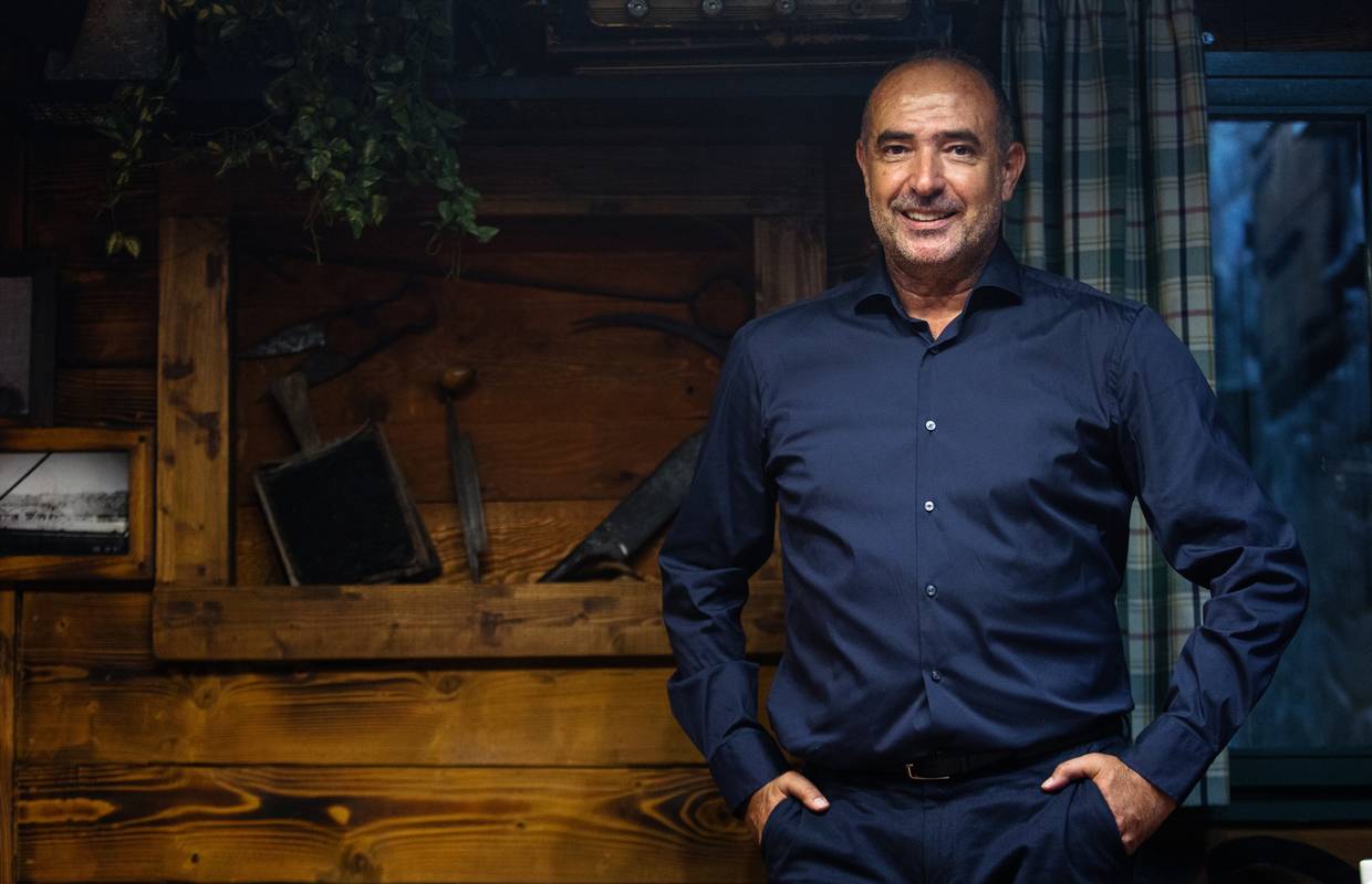 Ponosni djed Dražen Zečić: 'U obitelj nam je stigao Toma, to je nešto najljepše što se dogodilo'