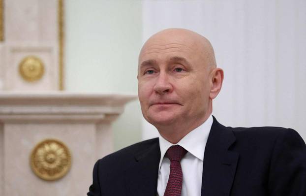 FOTO Obrijali smo šefove država na nulu! Pogledajte Milanovića, Plenkovića, a tek Trumpa...