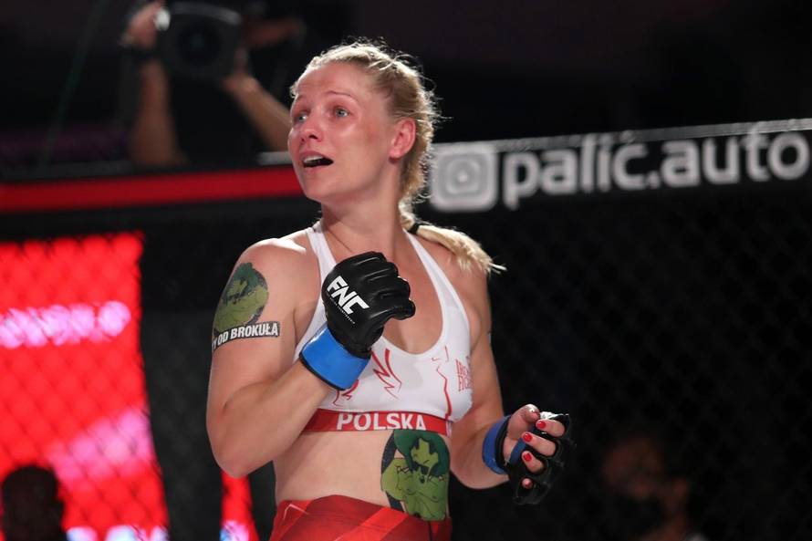 Pogledajte kako je Vuković u manje od 90 sekundi nokautom poslala Poljakinju u mirovinu...