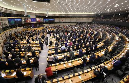 U Europskom parlamentu su izglasali sporazum o Brexitu