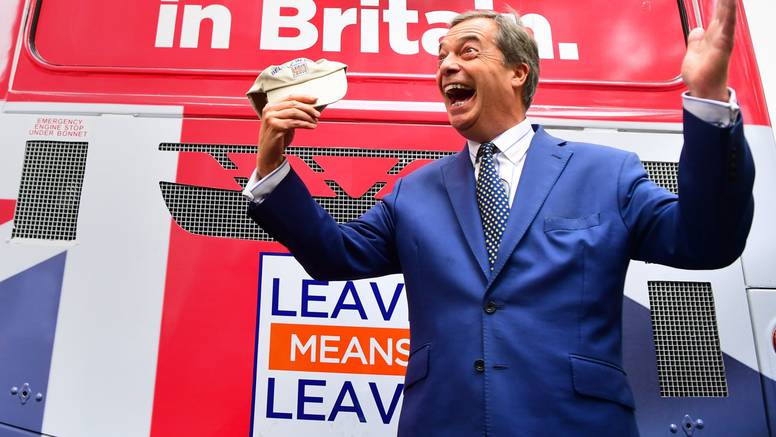 Najveći zagovornik Brexita Nigel Farage napušta politiku