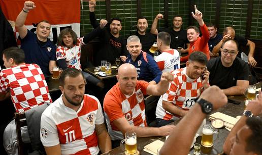 Iz unutrašnjosti pivnice u kojoj je osnovan Hajduk: 'Hrvatska je iznad svih, a 'bili' su emocija'