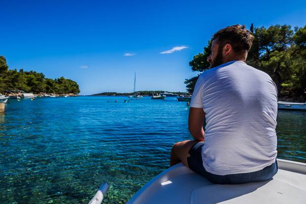 Vela Luka: Uvala Slatina