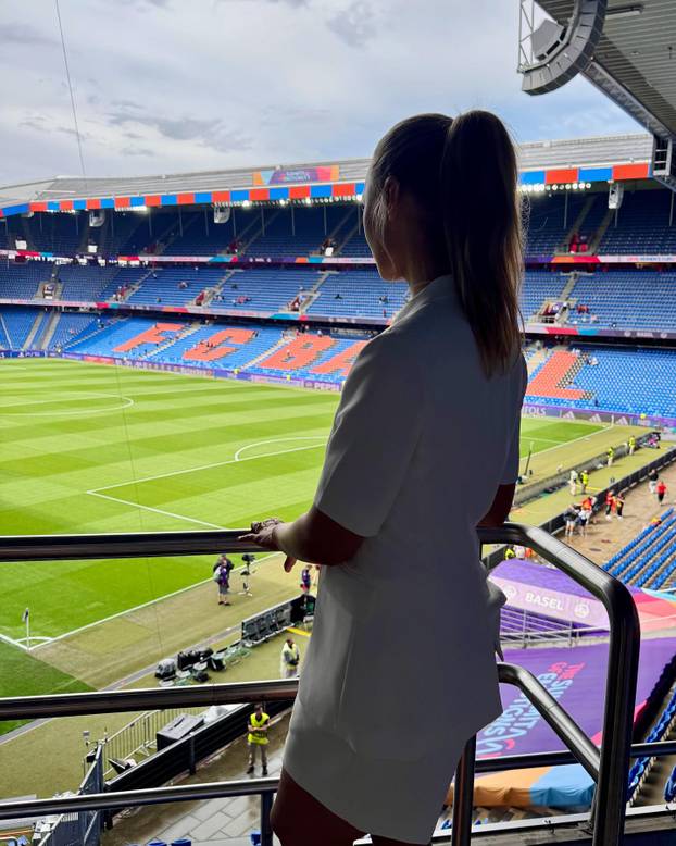 FOTO Engleska Valentina Miletić postala je doktorica i slomila se