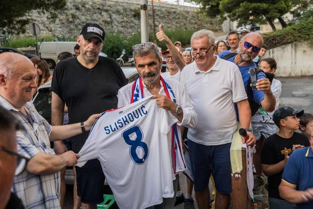 Split: Otkrivanje murala Blaža Sliškovića Bake na Splitskom Mertojaku