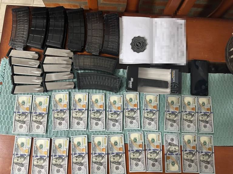 FOTO Akcija u Brazilu: Policija otkrila ilegalno hrvatsko oružje. Puške i pištolji  za 225 mil. eura