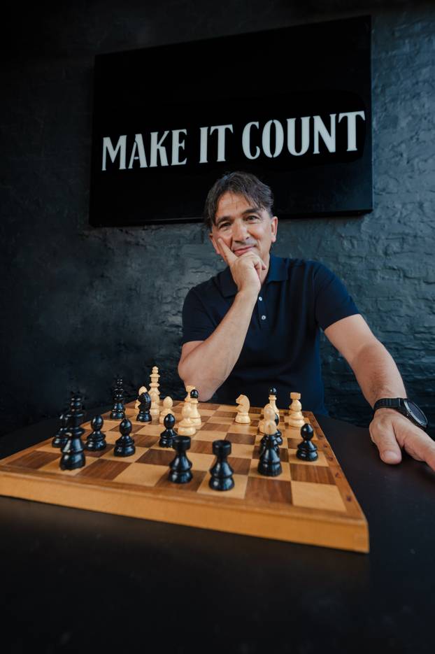 FOTO Ovo još niste vidjeli! Evo kako su naši slavni pozirali