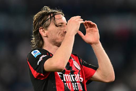 VIDEO Lazio - Milan 1-0: Bolan poraz Modri&cacute;a i 'rossonera'. Sad je Inter na 8 bodova prednosti