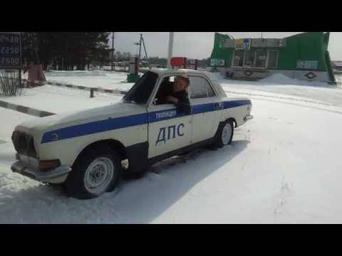 ruski recesijski policijski automobil