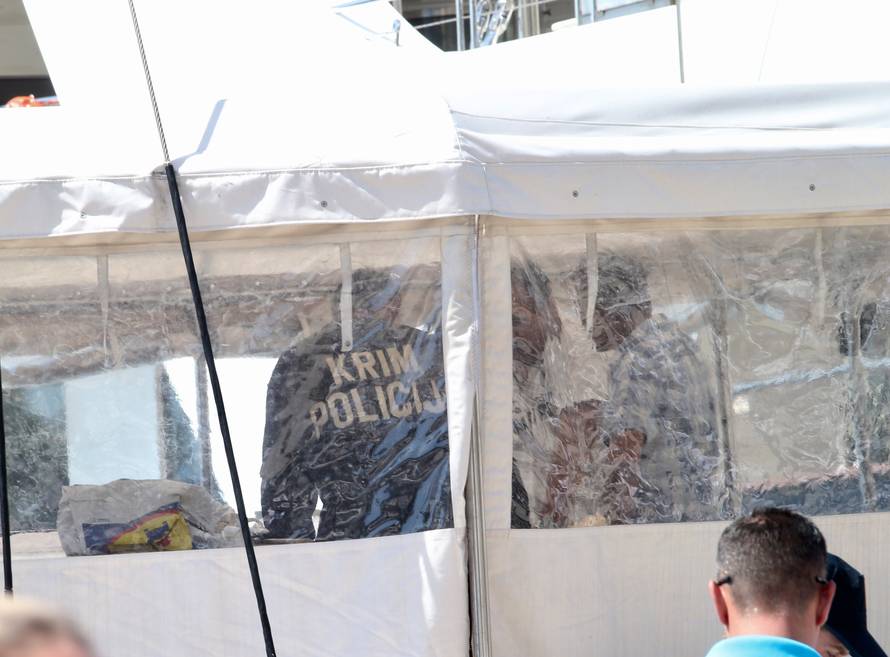 Hvar: Dječak se još oporavlja od trovanja plinom na jedrenjaku