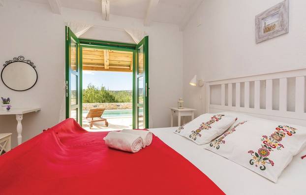 FOTO Prije i poslije: Od stare ruševine uz Vransko jezero smo napravili divnu turističku oazu